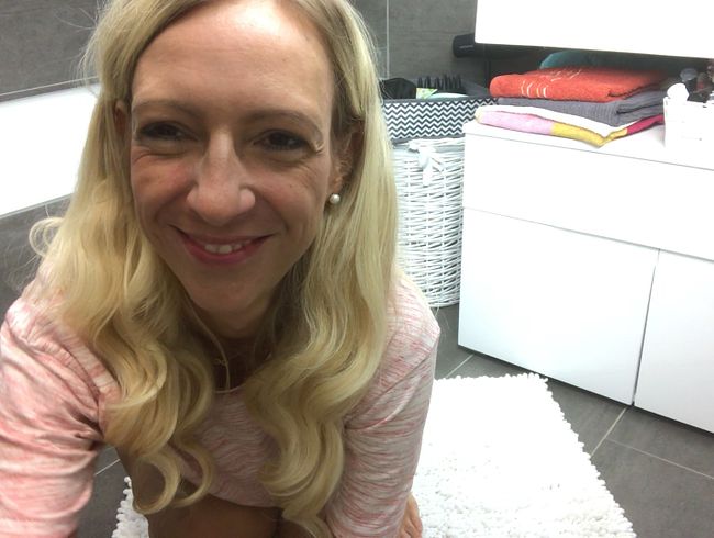 Izzy_Cat Porno Video: Mein erstes mal mit Liebeskugeln