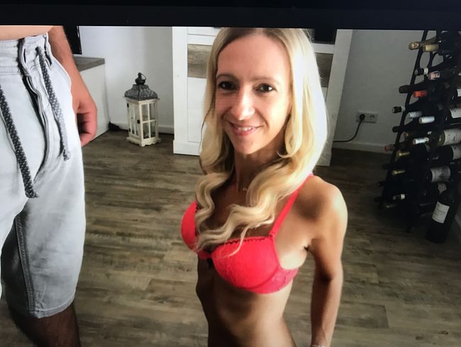 Izzy_Cat Porno Video: Mein erstes mal vor der Cam alles ins Gesicht gespri**t