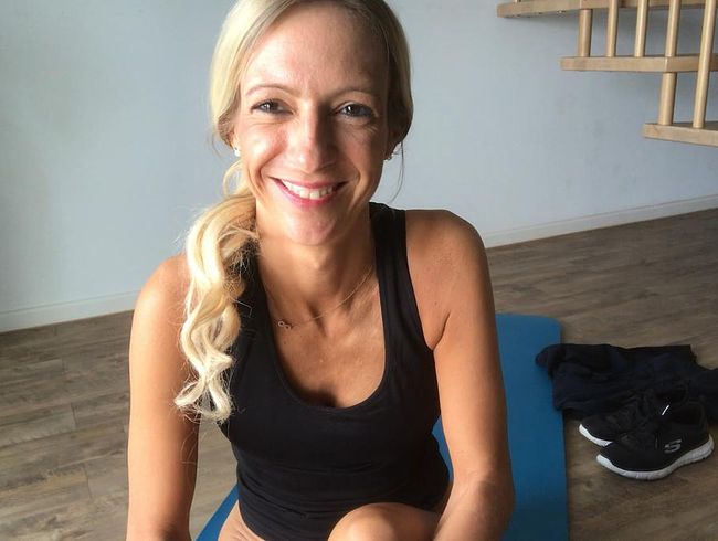 Izzy_Cat Porno Video: Mein erstes solo ana* Video